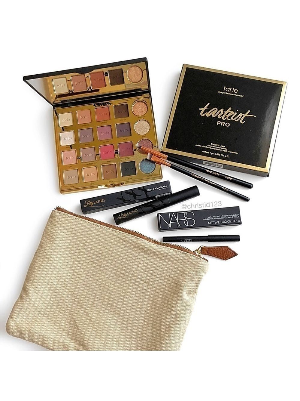 Makeup Bundle - Picture 1 of 8